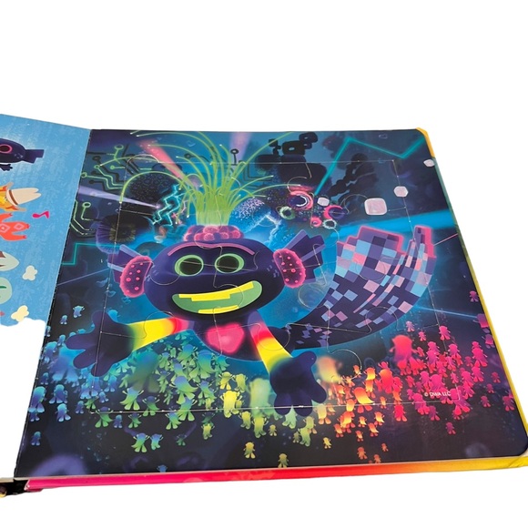 Dream Works World Tour Trolls  5 Puzzles - My First Puzzle Book Ages 3+ NWOT - Picture 5 of 10